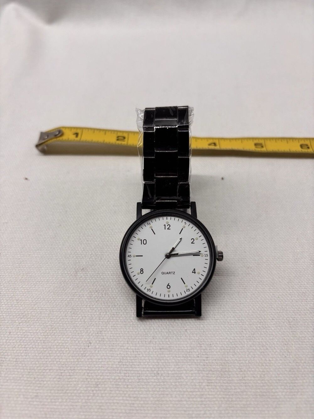 Unbranded Black Quartz Analog Wrist Watch White Dial Metal Link Bracelet New